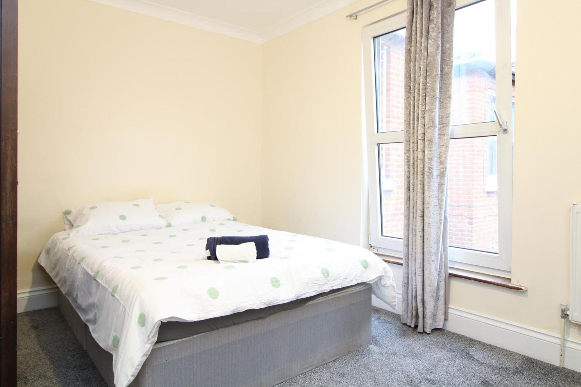 Centrally Located Double Room Southampton Exterior photo